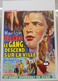 WILD ONE / GANG DESCEND SUR LA VILLE